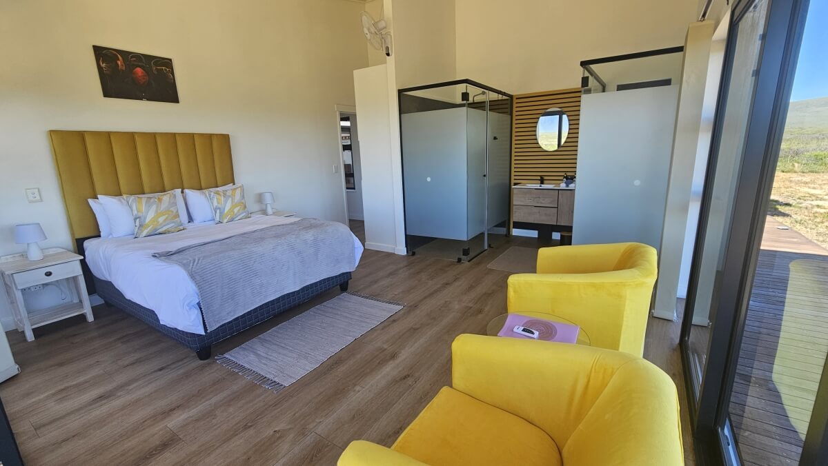 Dunes Superior Room 1 interior