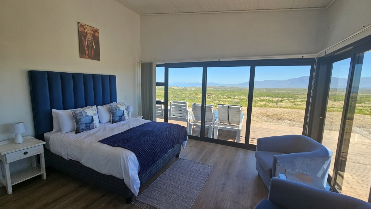 Fynbos Superior 3 interior and view