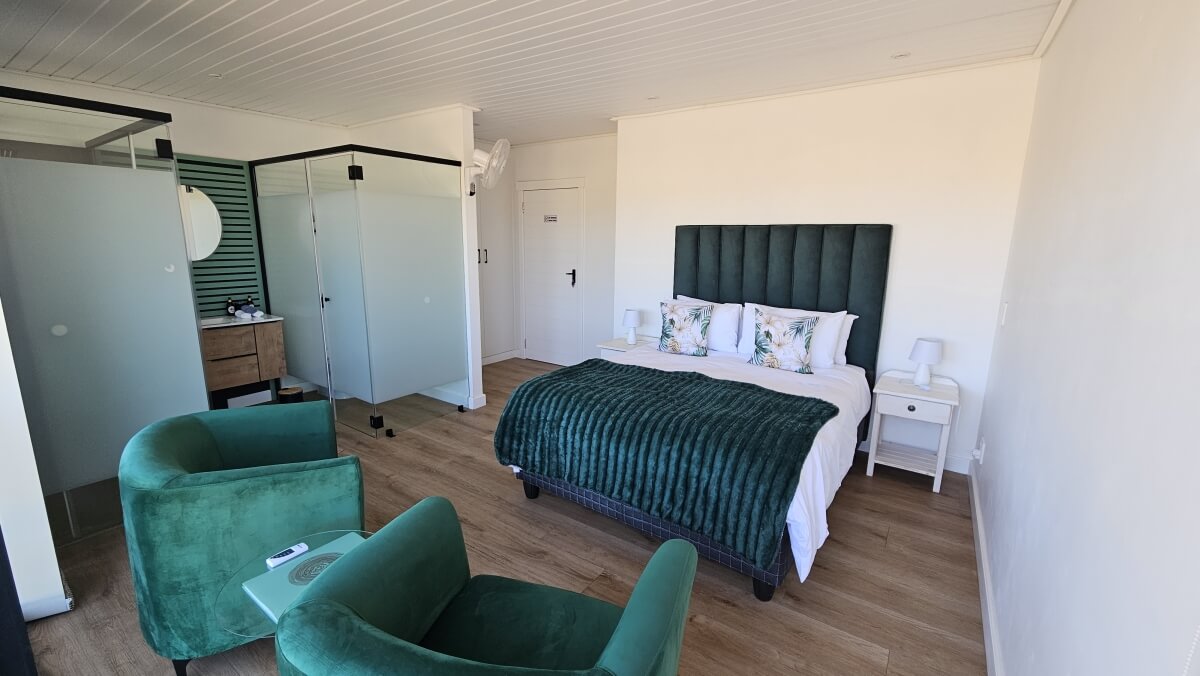 Kelp Double Room 4 interior