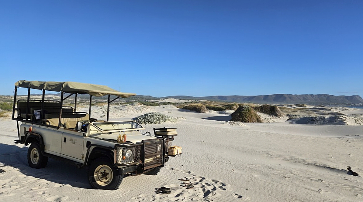 4x4 tour to private beach